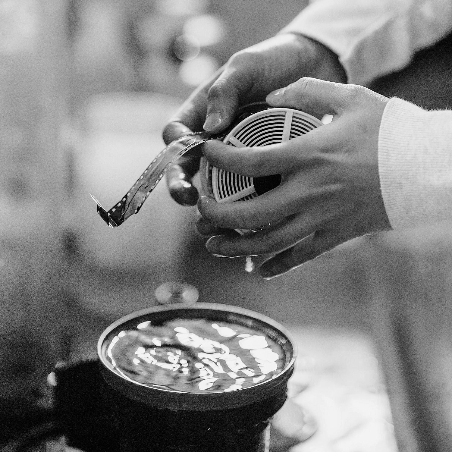 Darkroom Workshop: S/W Film entwickeln